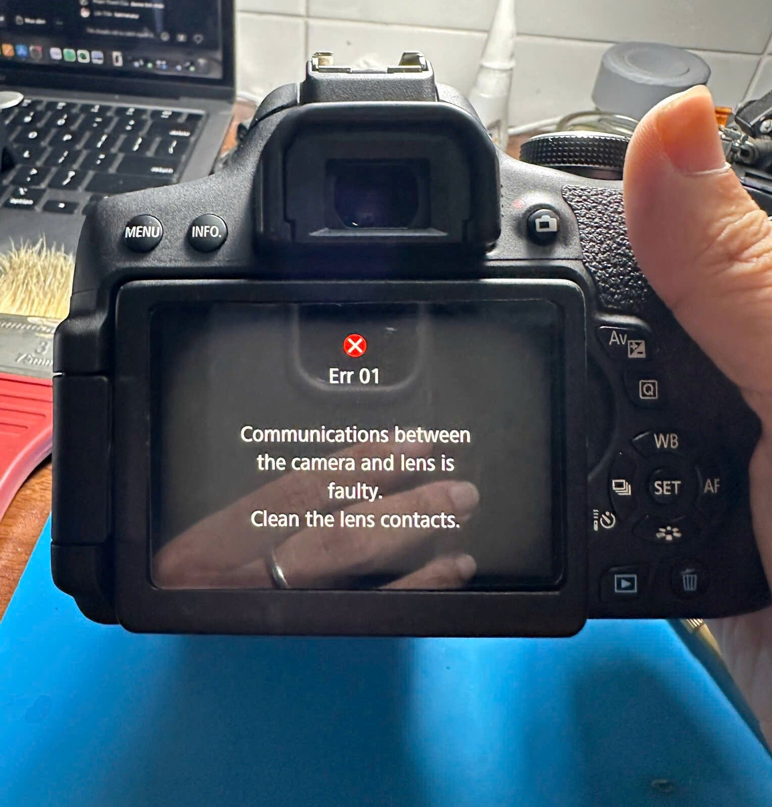 sửa lens Canon 85mm f/1.8