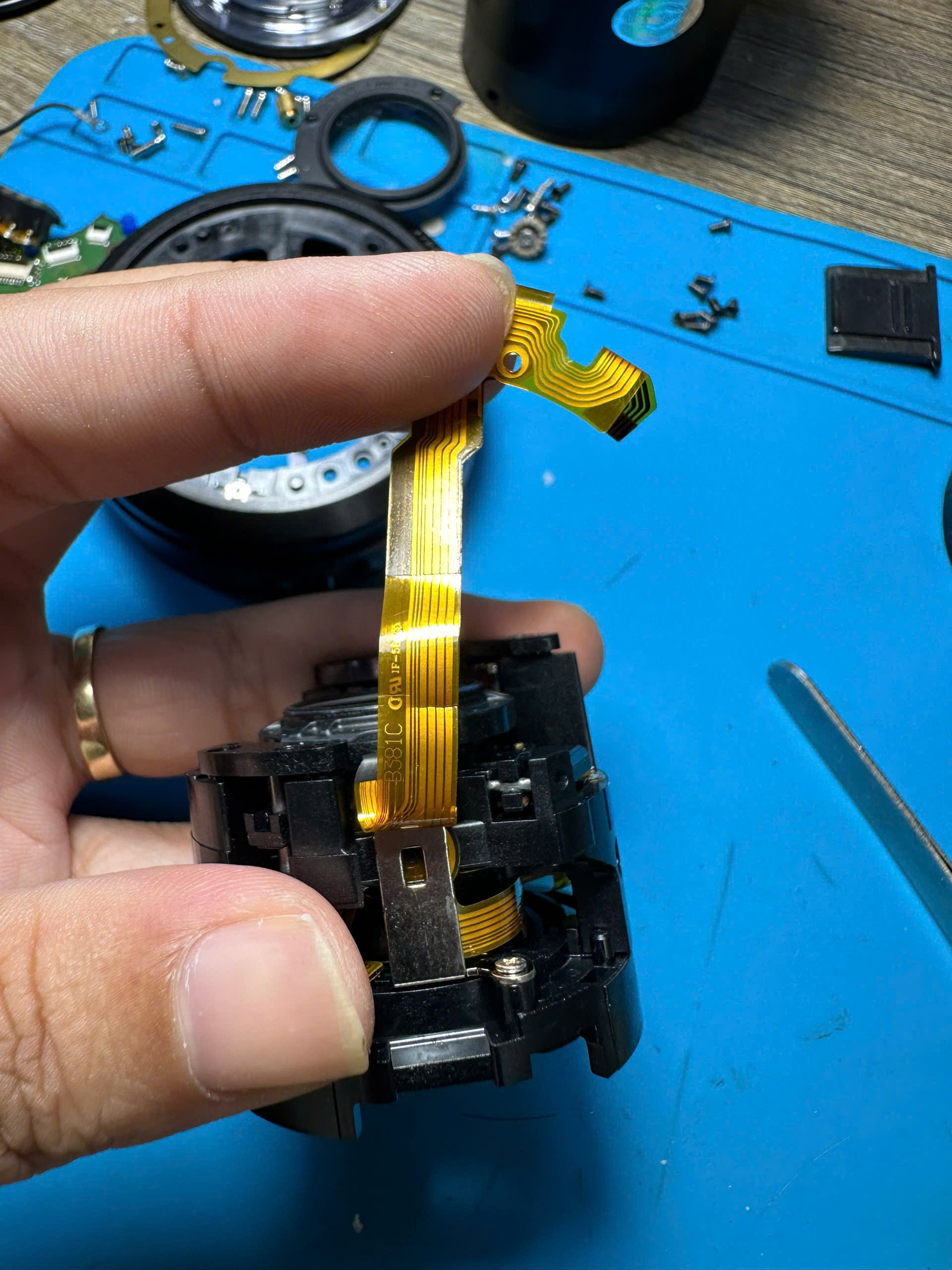 sửa lens Panasonic Lumix 12-35mm f/2.8