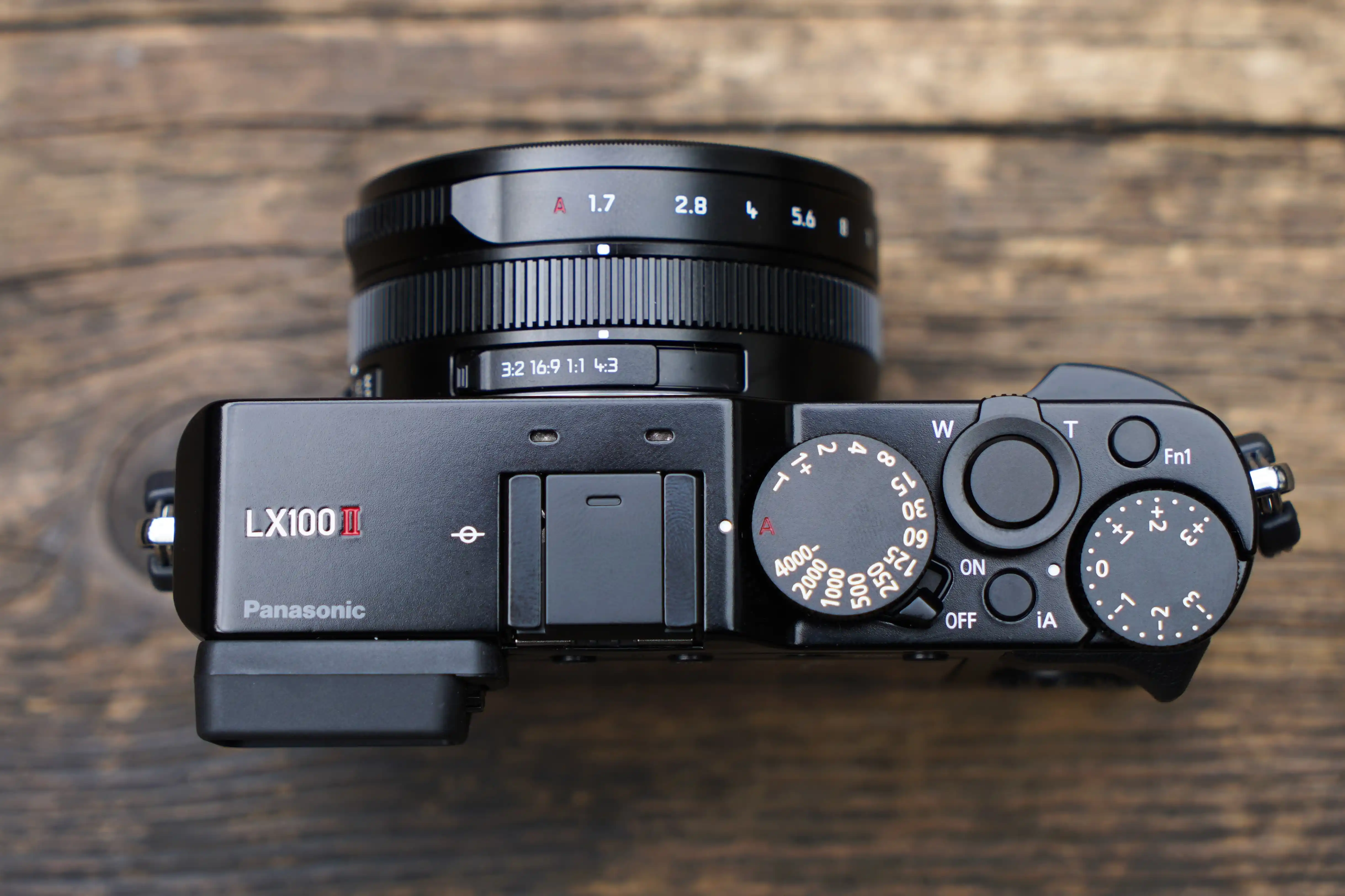 Thay cáp đầu kính Panasonic Lumix LX100 II