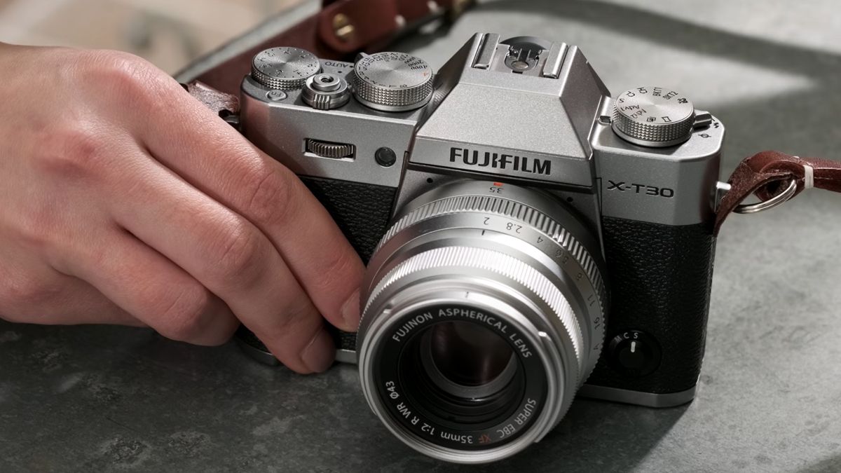 Sửa máy ảnh Fujifilm giá tốt, chính hãng tại TP.HCM