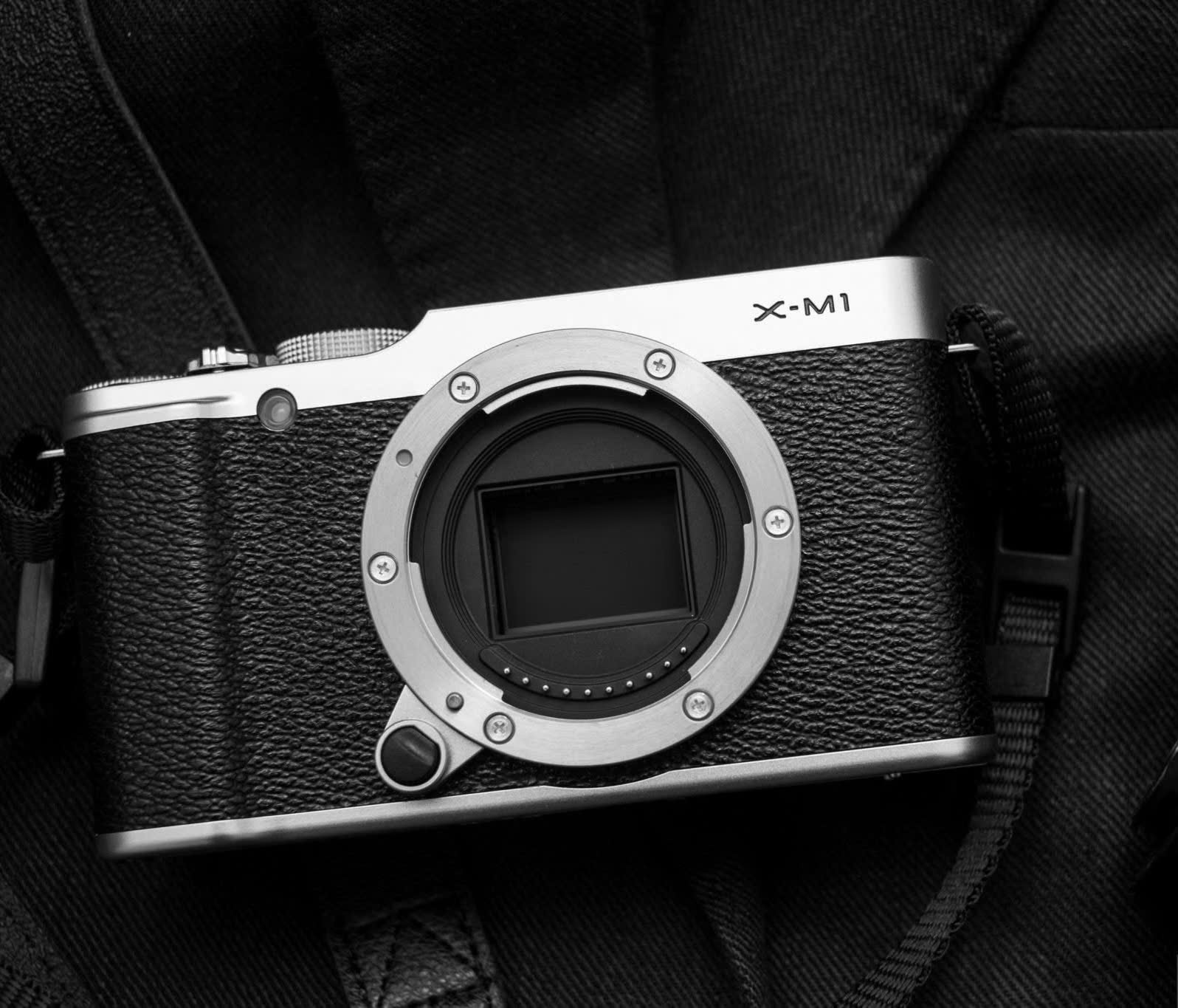 Thay màn hình Fujifilm X-M1