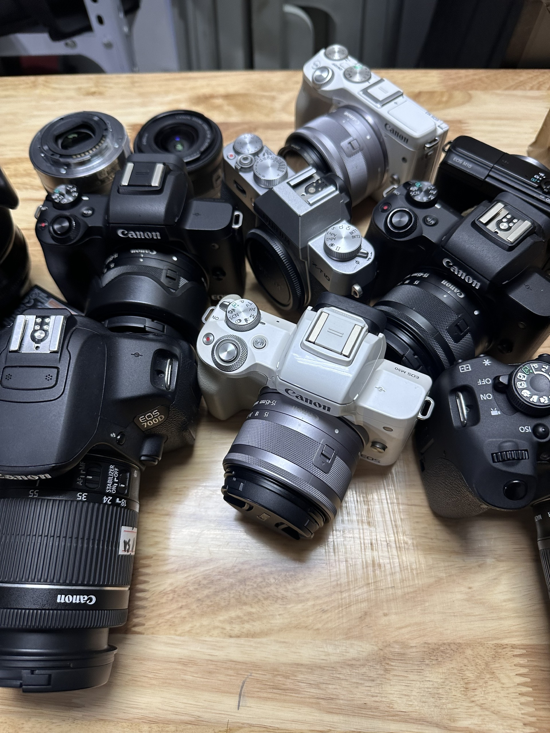 Thu mua máy ảnh cũ số lượng lớn tại HCM